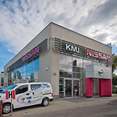 
Nissan - Salon samochodowy